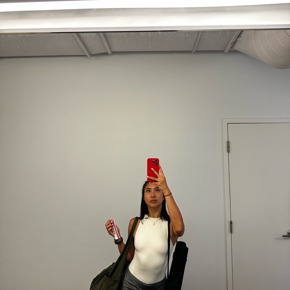 Meet your Posher, Emilie - Picture 2 of 9